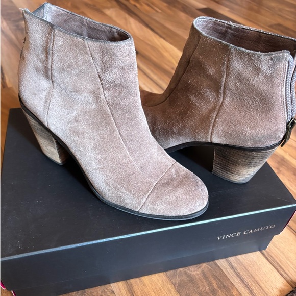Vince Camuto Women's Brown Suede Ankle Booties - Picture 1 of 3